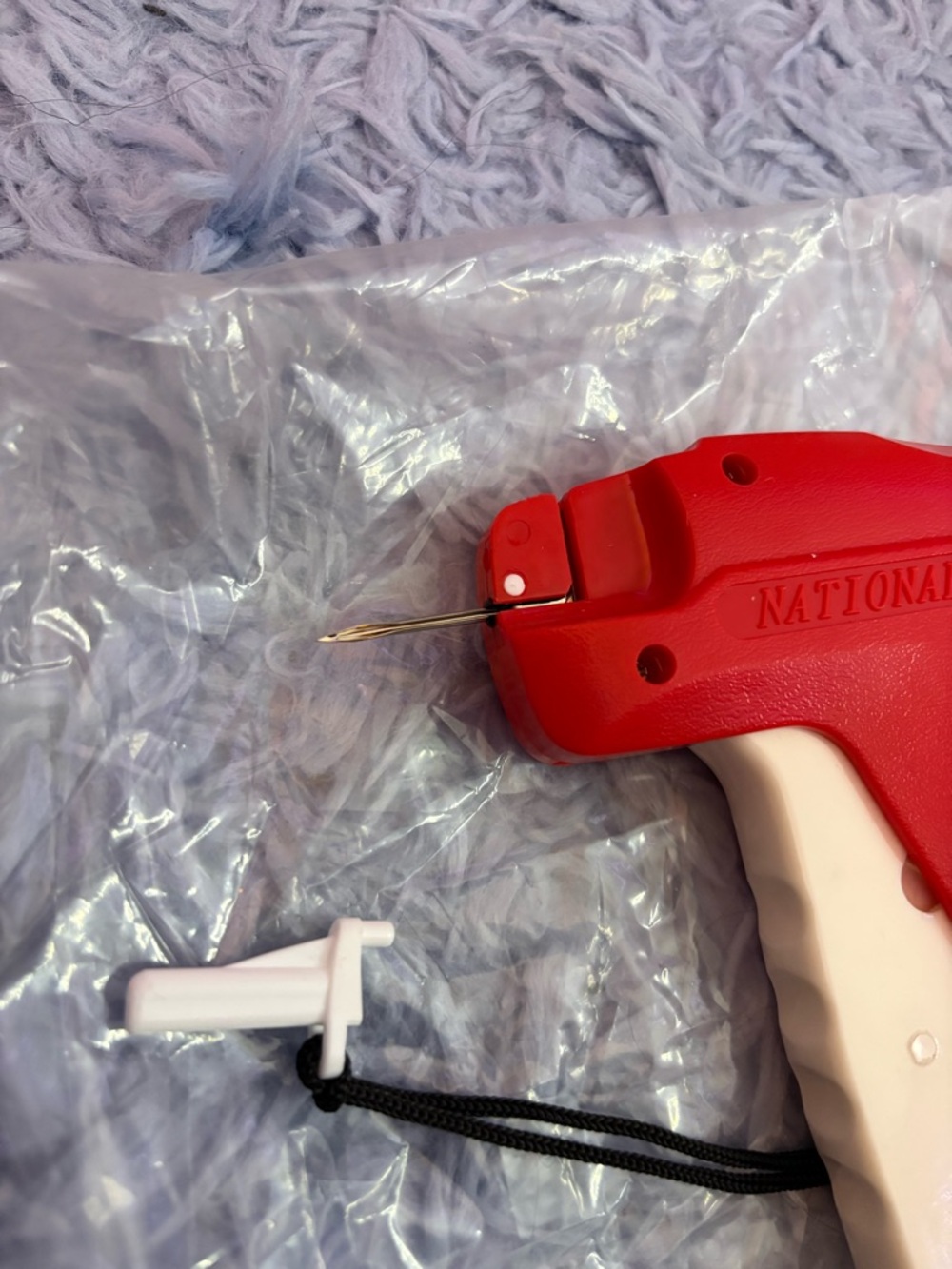 Tag Gun - Picture 4 of 4